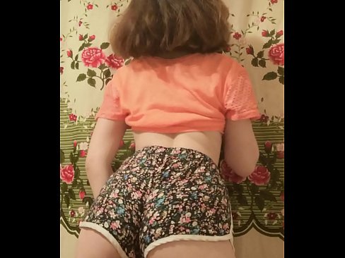 ❤️ מותק צעיר סקסי פושט את המכנסיים הקצרים במצלמה פורנו ב-iw.psi-mass.ru ❌️❤