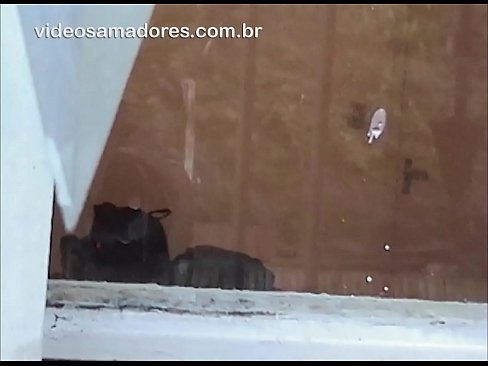 ❤️ גבר חרמן צופה בחברה שלו עם בחור אחר, מקליט סרטון מזוין בלי להפריע לזוג פורנו ב-iw.psi-mass.ru ❌️❤